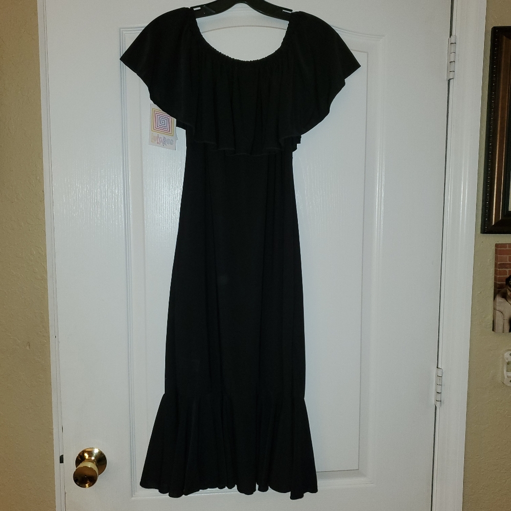 🚫SOLD🚫LuLaRoe M Sz Solid BLACK SLINKY  Cici Dress NWT - Picture 2 of 7